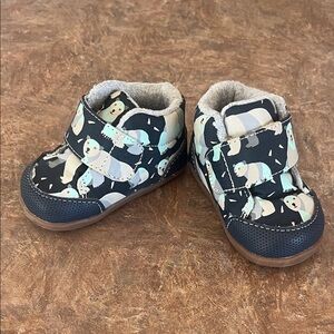 See Kai Run infant/toddler boots size 3.5